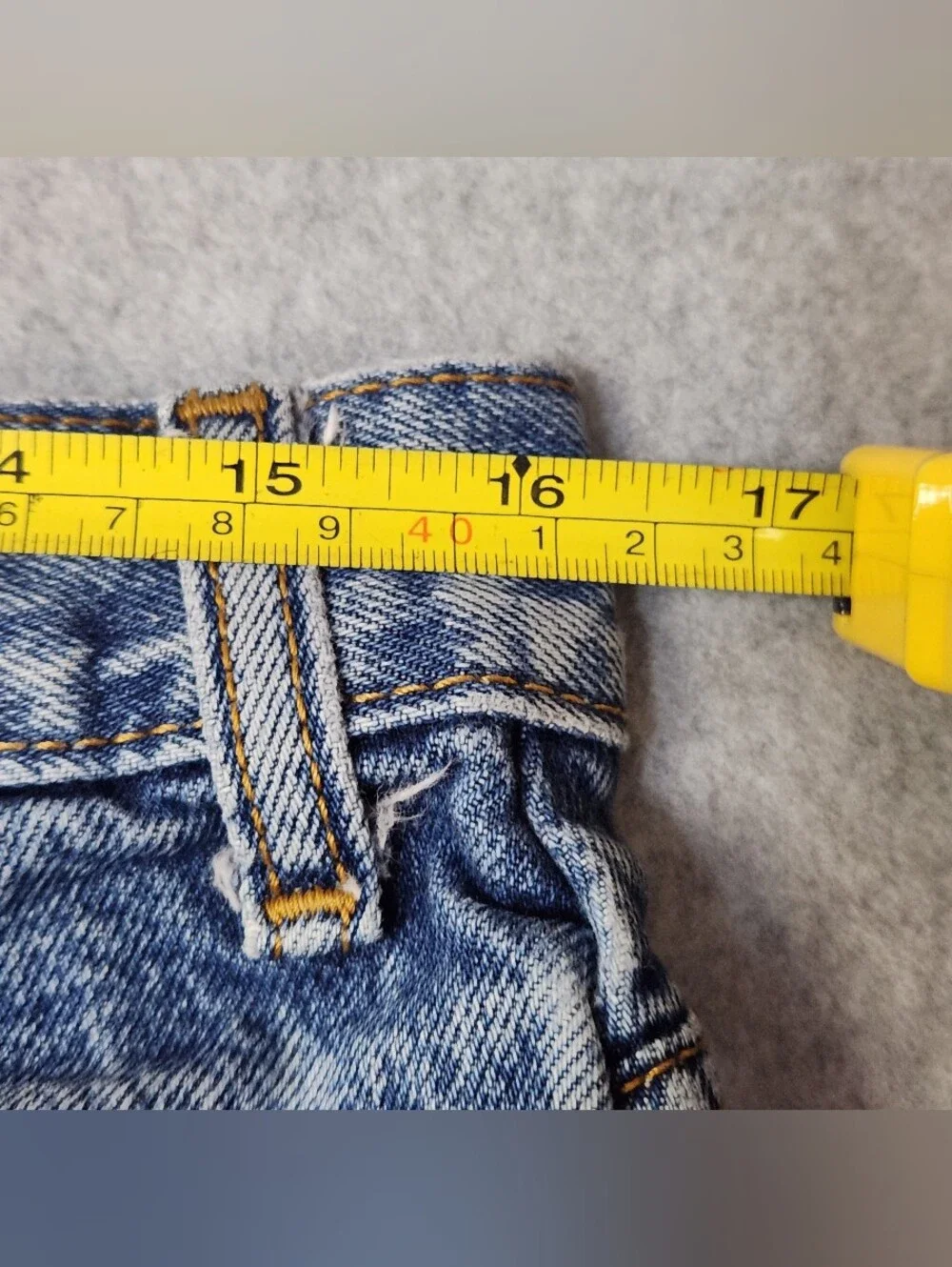 Vintage Levi's 505 Orange Tab Jeans Size 34/30